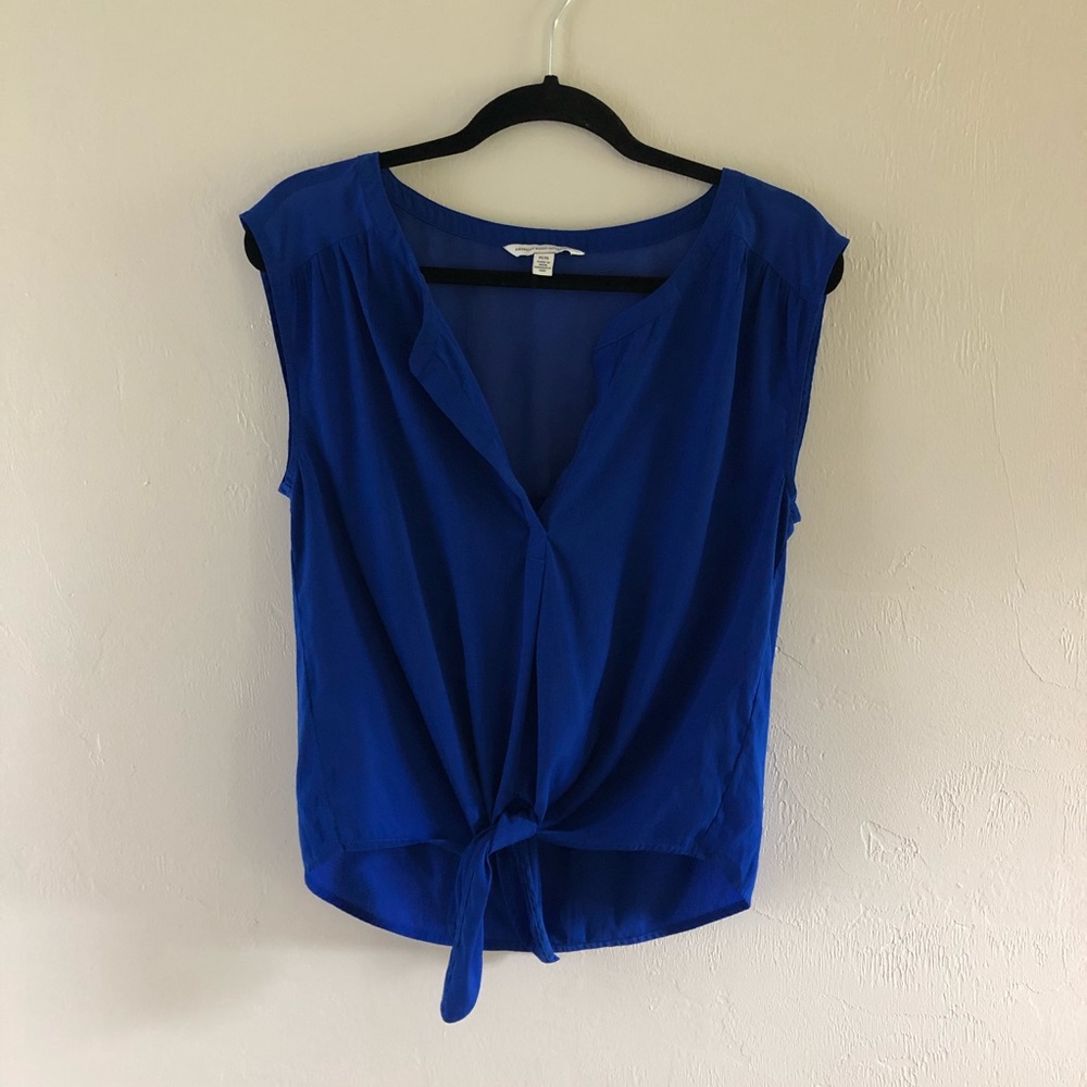 Blue sleeveless top | Knot front | Tie front tank
